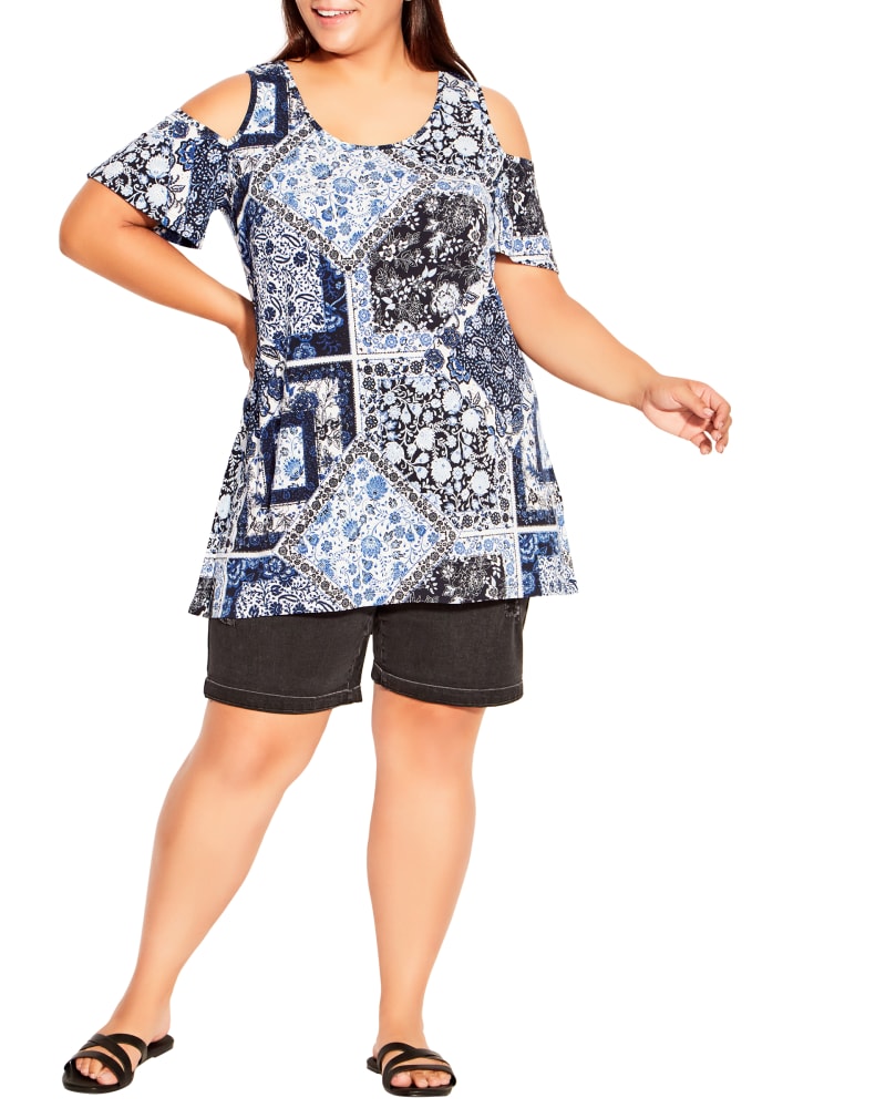 Plus size model wearing Clarice Mixed Print Cold Shoulder Tunic by Avenue | Dia&Co | dia_product_style_image_id:191547